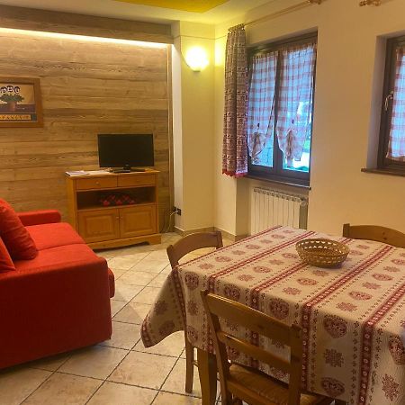 Baita Arianna Apartman Colle Colle Sestriere Kültér fotó