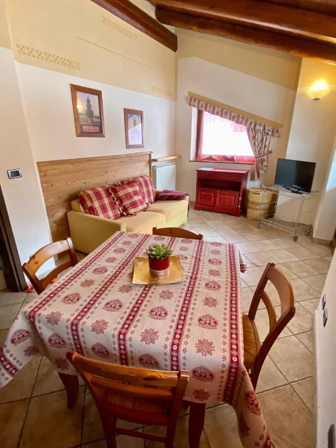 Baita Arianna Apartman Colle Colle Sestriere Kültér fotó