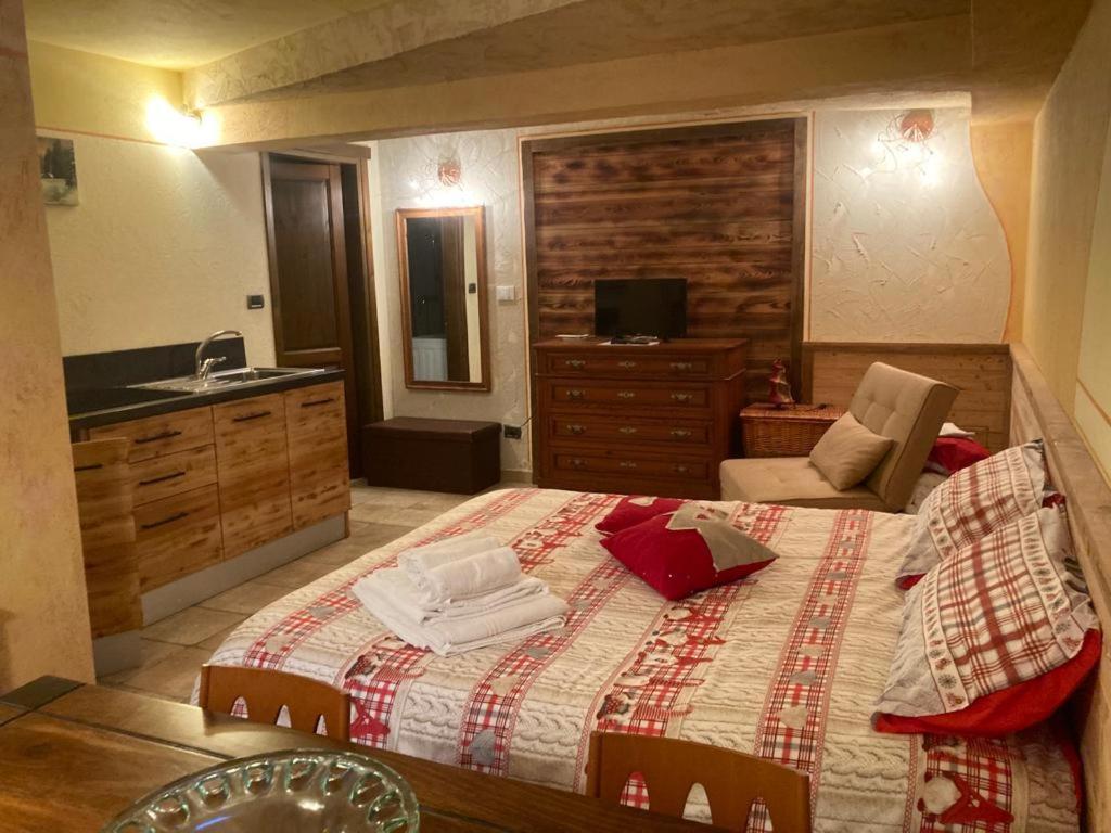 Baita Arianna Apartman Colle Colle Sestriere Kültér fotó