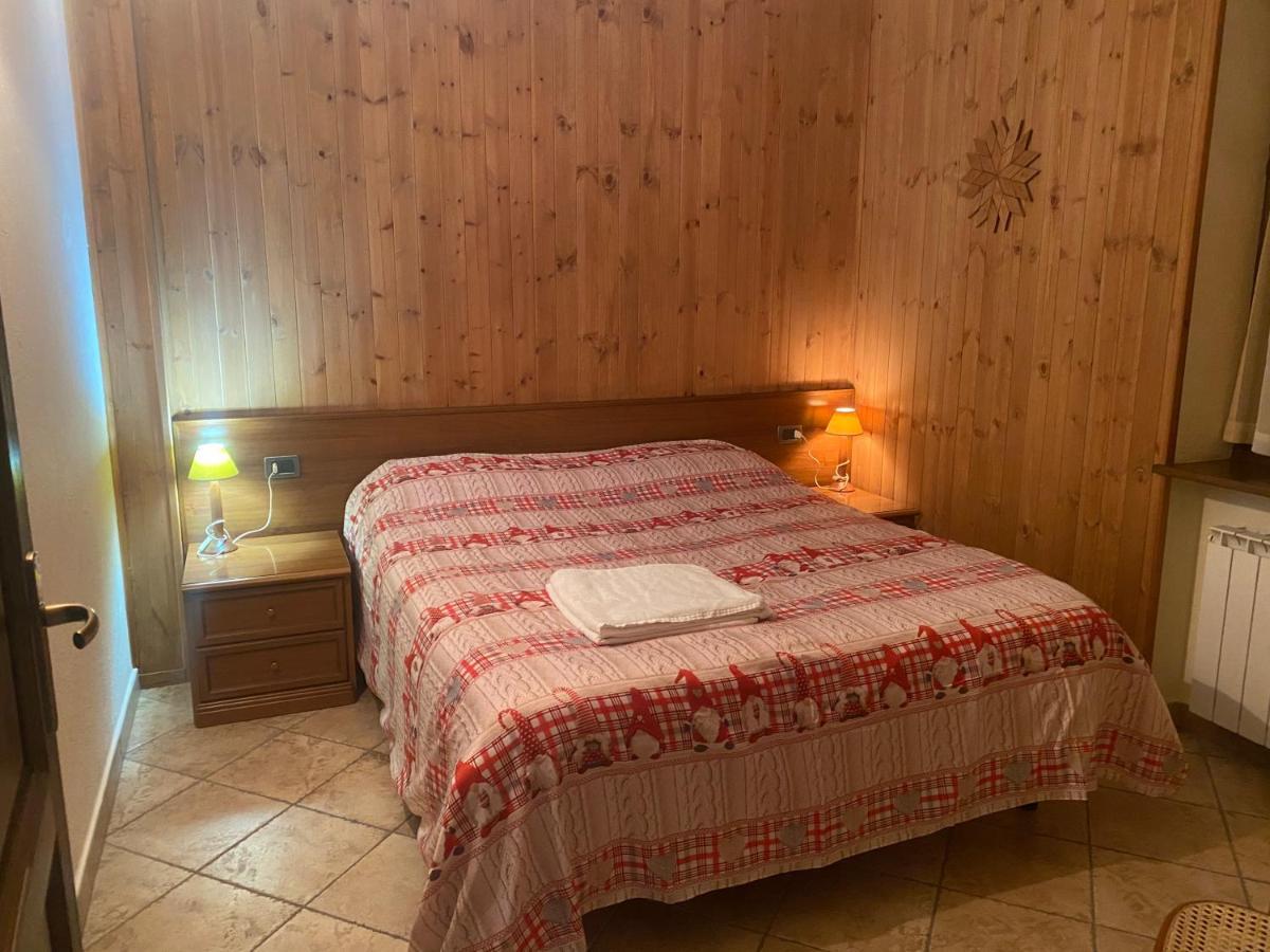 Baita Arianna Apartman Colle Colle Sestriere Kültér fotó
