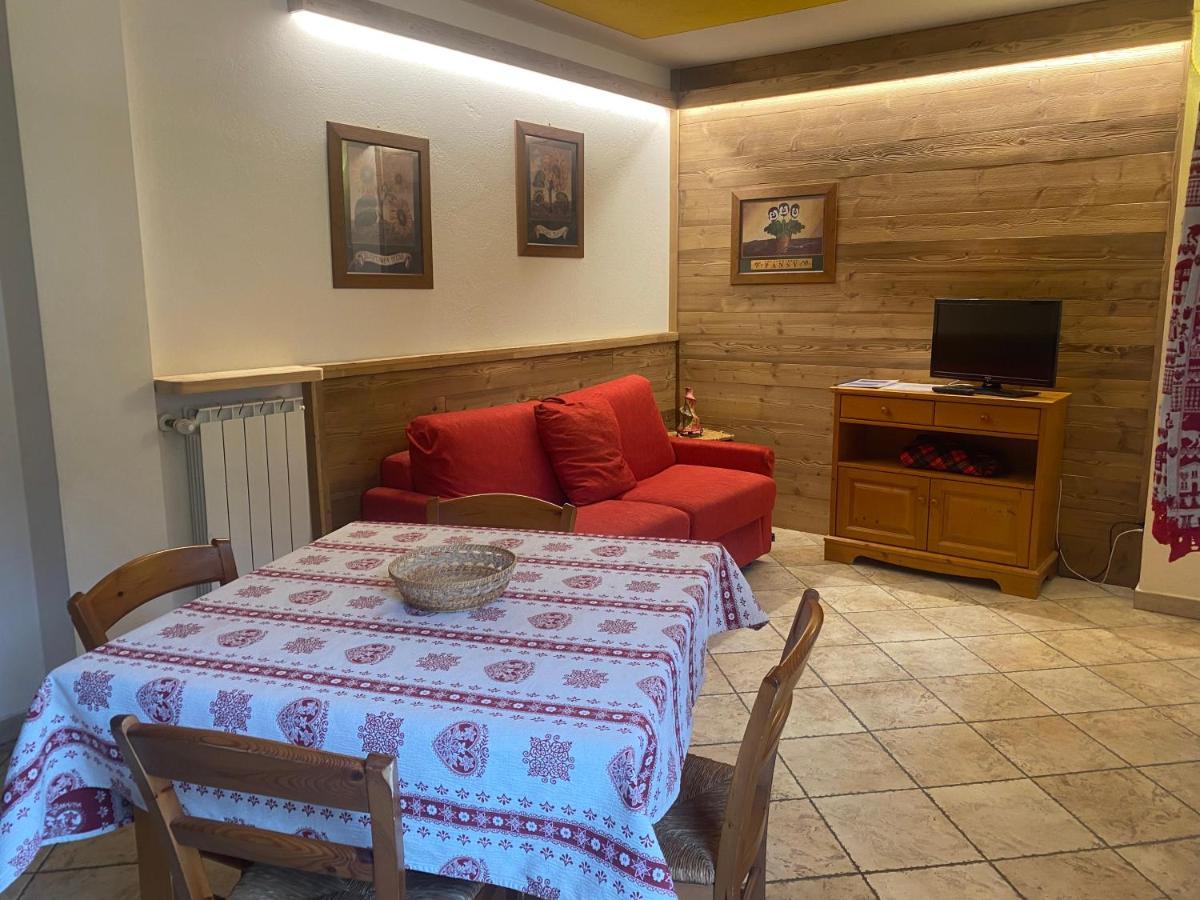 Baita Arianna Apartman Colle Colle Sestriere Kültér fotó