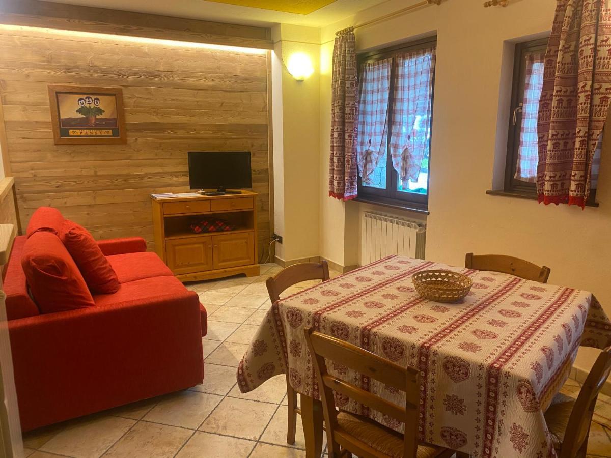 Baita Arianna Apartman Colle Colle Sestriere Kültér fotó