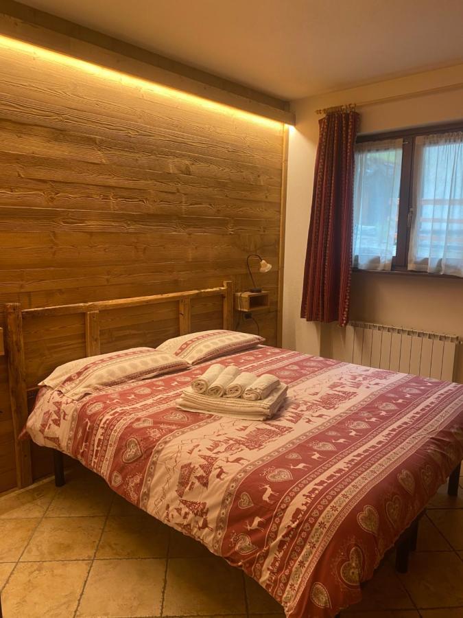 Baita Arianna Apartman Colle Colle Sestriere Kültér fotó