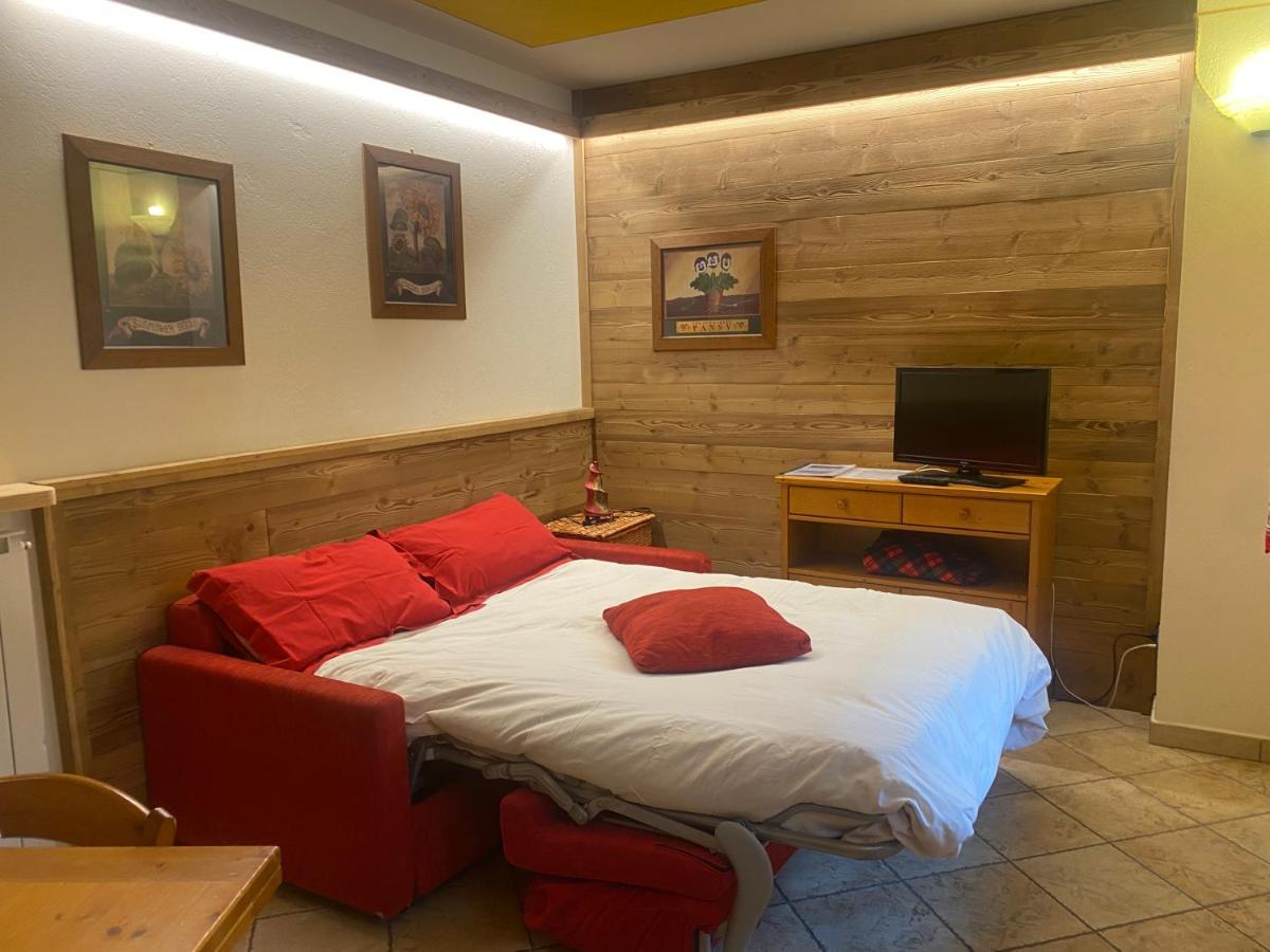 Baita Arianna Apartman Colle Colle Sestriere Kültér fotó